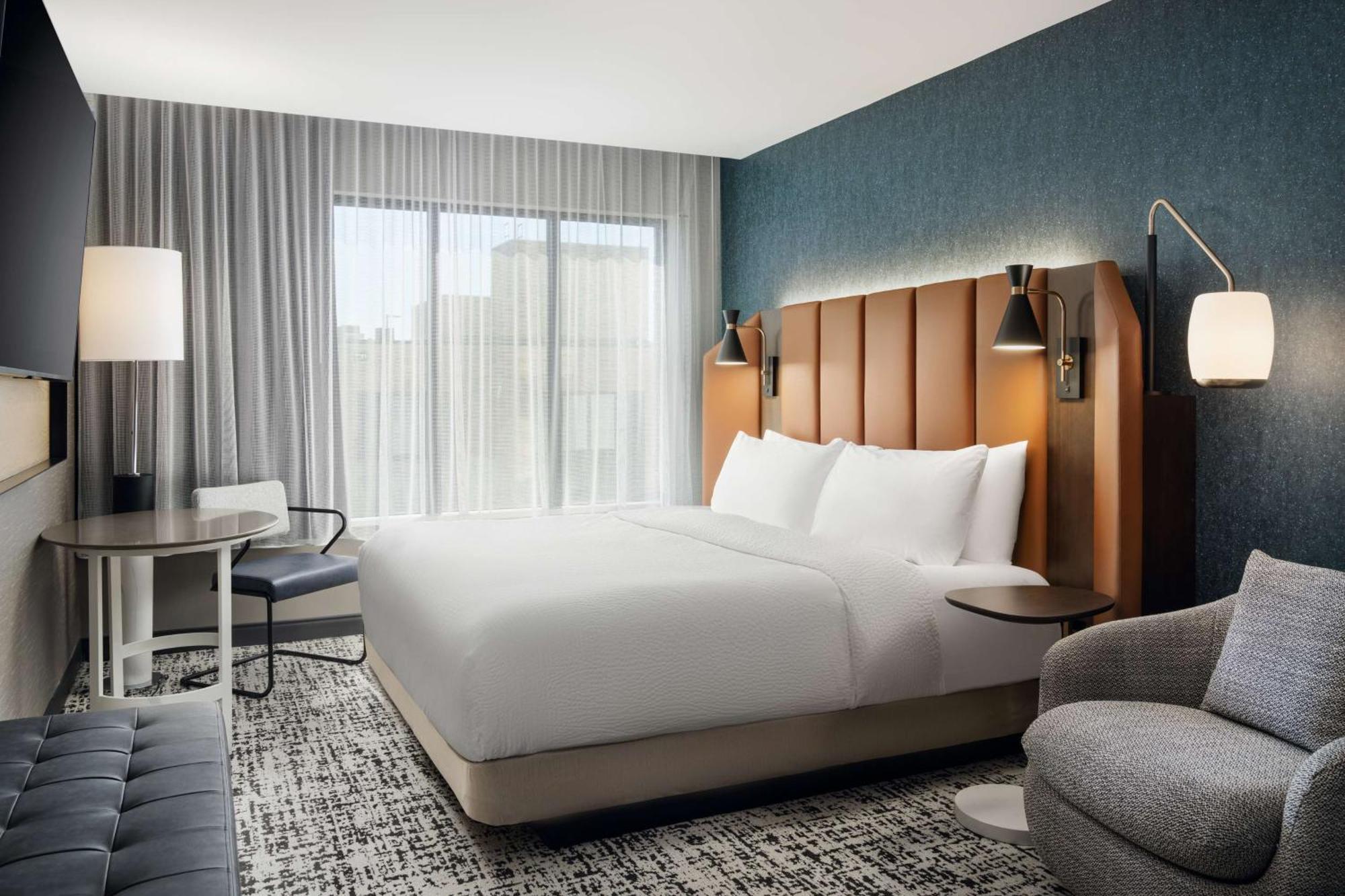 ホテル Tempo By Hilton Raleigh Downtown エクステリア 写真