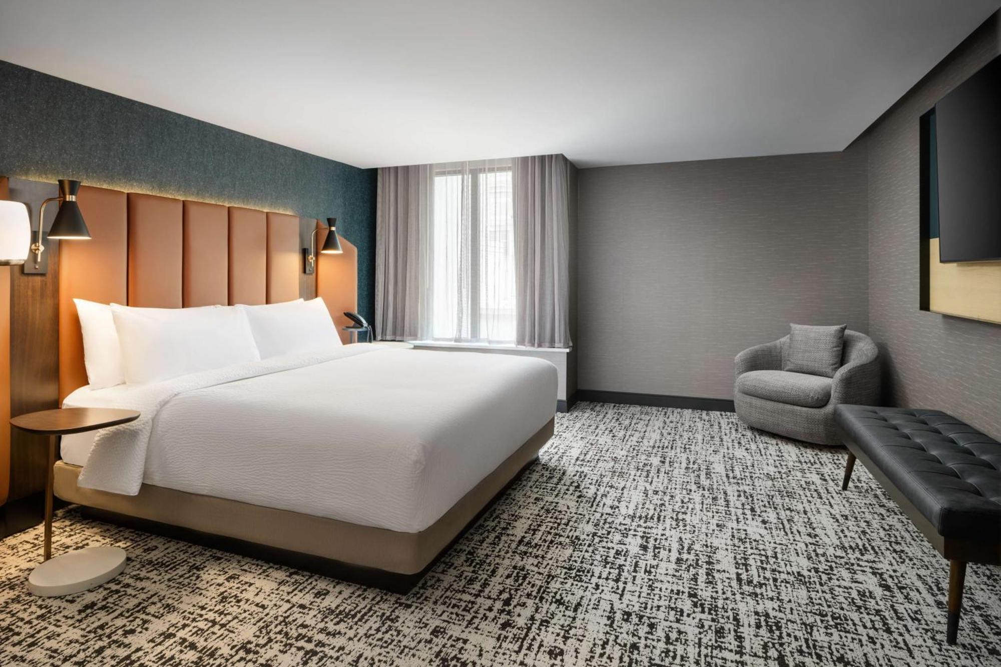 ホテル Tempo By Hilton Raleigh Downtown エクステリア 写真