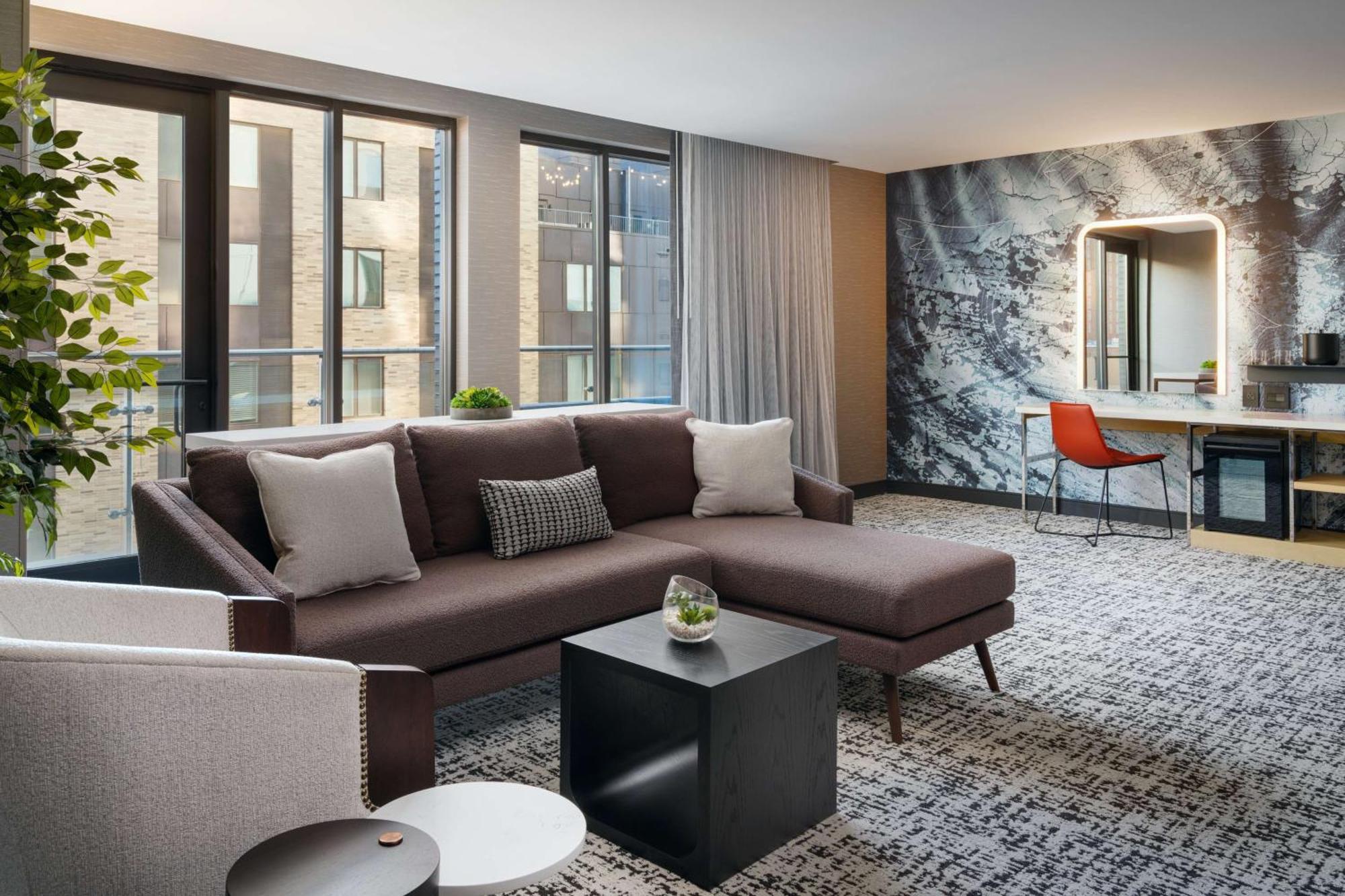 ホテル Tempo By Hilton Raleigh Downtown エクステリア 写真