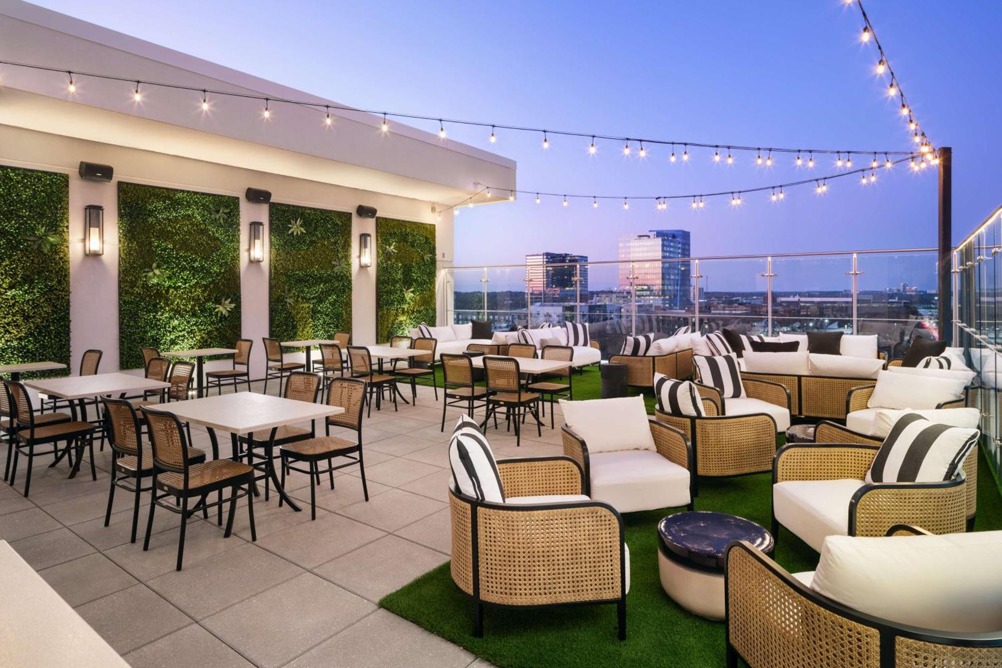 ホテル Tempo By Hilton Raleigh Downtown エクステリア 写真